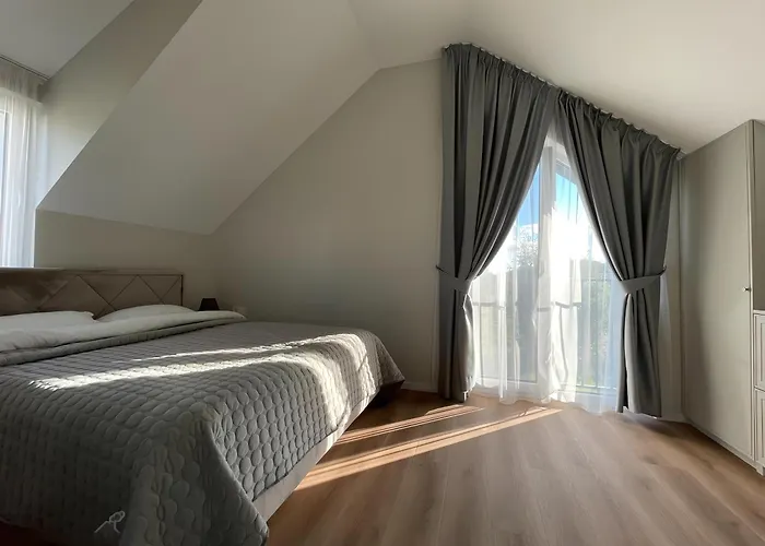 Cozy Sunny House In Kunigiskes * Palanga